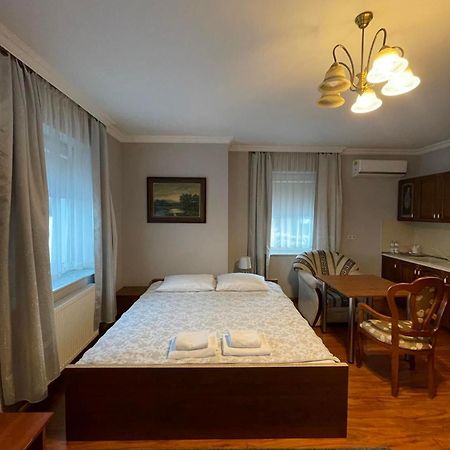 Hotel Arkadia Konskie Luaran gambar