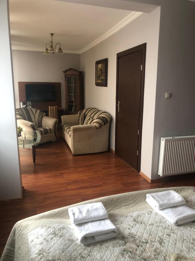 Hotel Arkadia Konskie Luaran gambar