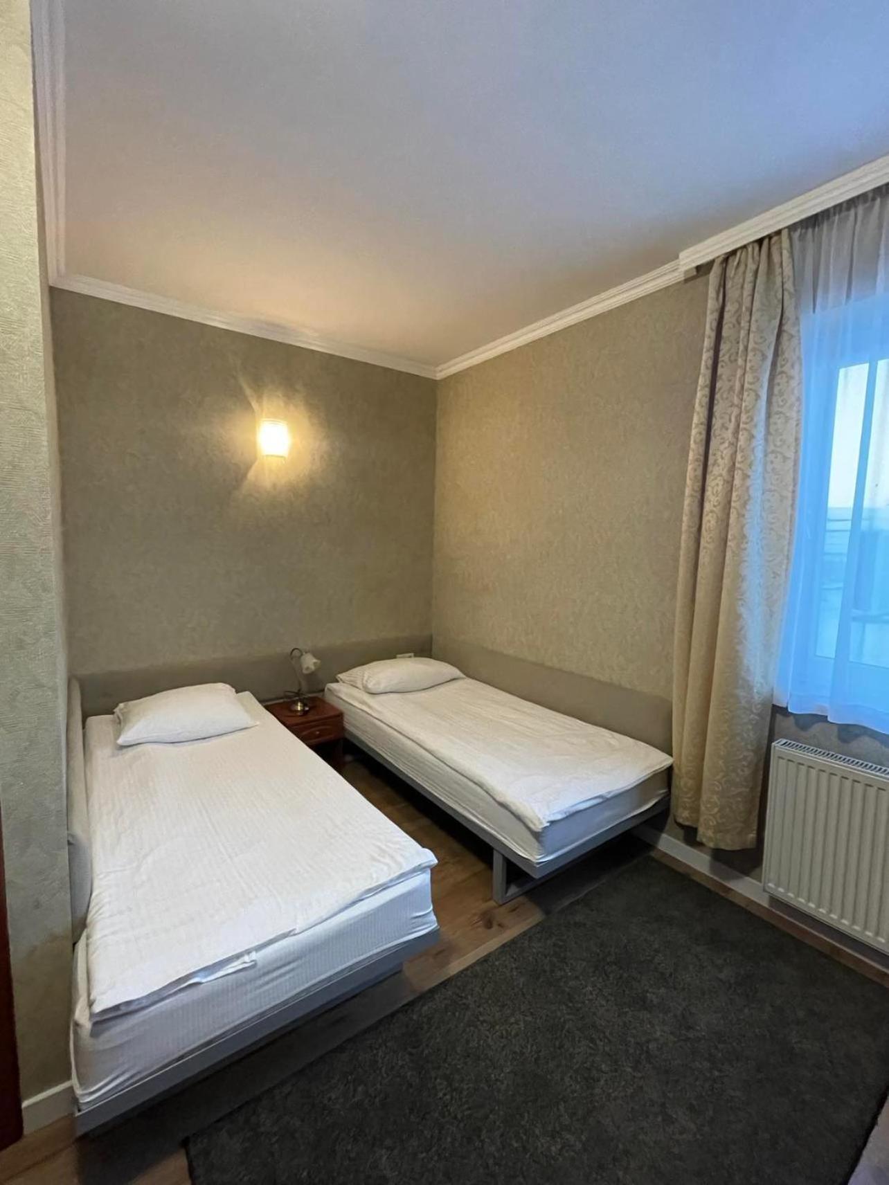 Hotel Arkadia Konskie Luaran gambar
